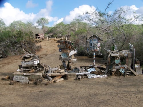 galapagos-post-office-bay-EDITORIAL-BLOG-ONLY